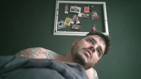 Snapshot of yourpersonalgeniusl chatting on December 15, 7:10 pm yourpersonalgeniusl online show from December 15, 7:10 pm