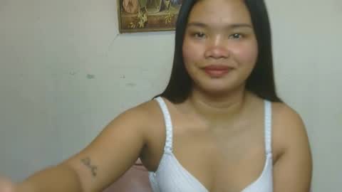 Snapshot of yourpinay_belle chatting on April 18, 12:14 am Belle online show from April 18, 12:14 am