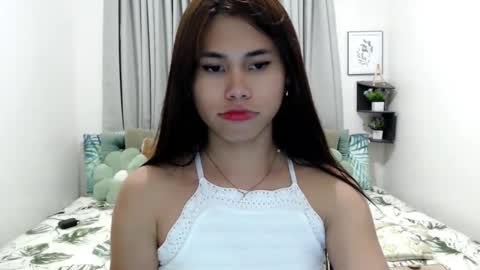 yourprettyblythe_ts online show from December 21, 8:10 am