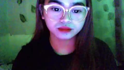 Snapshot of yourprincessthea chatting on February 10, 6:01 pm yourprincessthea online show from February 10, 6:01 pm