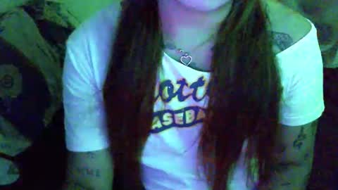 Snapshot of yourprincessthea chatting on March 3, 1:45 am yourprincessthea online show from March 3, 1:45 am