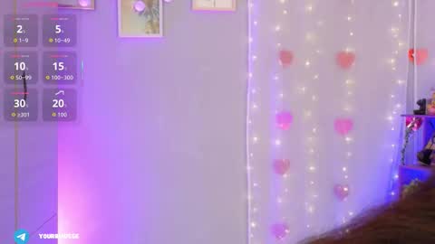 Snapshot of yourrmuse_ chatting on February 11, 5:12 am Isabella but you can call me Isa .-. online show from February 11, 5:12 am