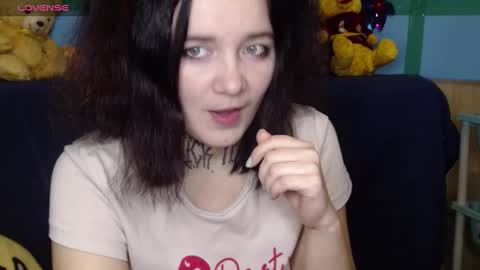 Snapshot of yours_good_mood chatting on January 31, 12:29 pm Im - DANI .insta - hardblade1 online show from January 31, 12:29 pm