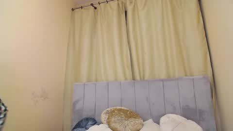 yours_jasmin online show from February 4, 6:17 pm