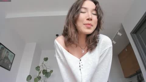 Snapshot of yours_meyy chatting on February 13, 7:37 am youre meyy online show from February 13, 7:37 am