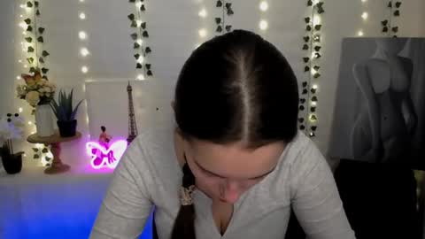 Happy online show from December 4, 6:44 am