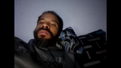 Snapshot of yoursexydaddy79 chatting on February 21, 11:00 am mother fucker online show from February 21, 11:00 am