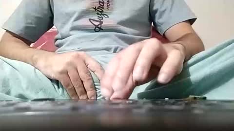 Snapshot of yoursexymr chatting on October 21, 3:13 pm Mark online show from October 21, 3:13 pm