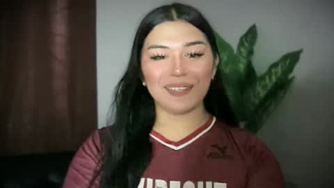 LALA online show from February 3, 8:41 am