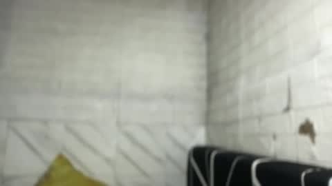 LALA online show from February 20, 3:58 am