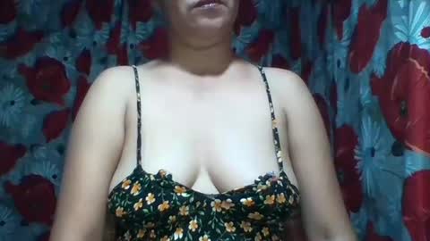 Snapshot of yourshygirl82 chatting on May 9, 11:48 am im MAY online show from May 9, 11:48 am