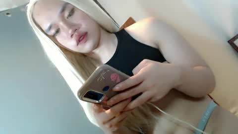 Snapshot of yourslutty_joan69 chatting on June 22, 12:13 pm Joan online show from June 22, 12:13 pm