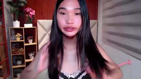 Snapshot of yoursluttyashxx chatting on June 9, 5:24 pm yoursluttyashxx online show from June 9, 5:24 pm
