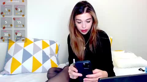 Snapshot of yoursoul_mila chatting on December 7, 11:18 am yoursoul_mila online show from December 7, 11:18 am