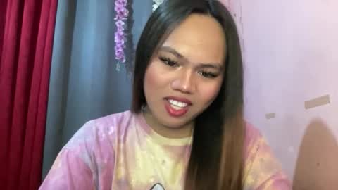 Snapshot of yourspecialgirl_rhea chatting on April 14, 7:36 am yourspecialgirl_rhea online show from April 14, 7:36 am