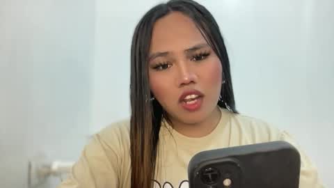Snapshot of yourspecialgirl_rhea chatting on April 24, 1:57 pm yourspecialgirl_rhea online show from April 24, 1:57 pm