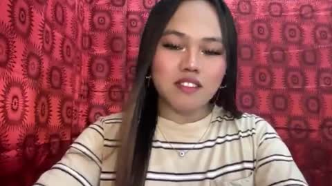 Snapshot of yourspecialgirl_rhea chatting on May 3, 7:14 am yourspecialgirl_rhea online show from May 3, 7:14 am