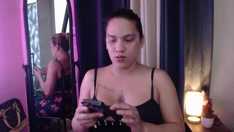 Snapshot of yoursweetangelxxx chatting on March 23, 3:49 pm YourDreamgirl online show from March 23, 3:49 pm