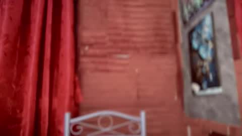 yoursweetgirl_zia online show from April 4, 7:11 pm