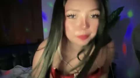 Faye online show from February 4, 4:24 pm