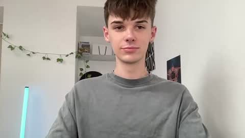 yoursweetyguy online show from July 2, 12:11 pm