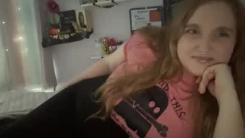 yourthickgingergoddess online show from December 8, 9:30 pm