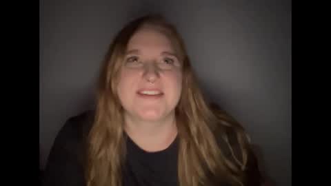 yourthickgingergoddess online show from December 25, 4:22 am