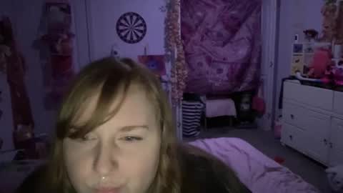 yourthickgingergoddess online show from March 12, 4:30 am