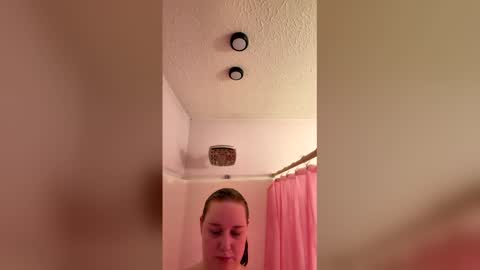 yourthickgingergoddess online show from January 12, 9:09 pm