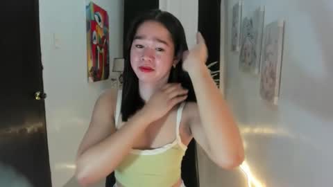 yourtinybunny online show from October 23, 10:36 am