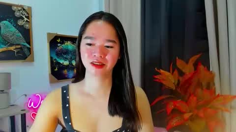 yourtinybunny online show from December 2, 4:18 am