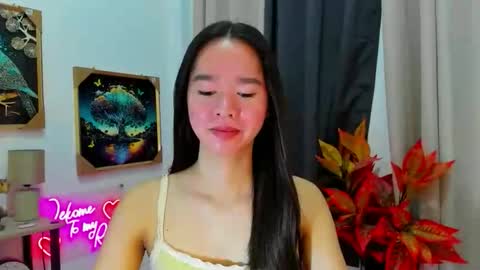 yourtinybunny online show from February 16, 10:55 am