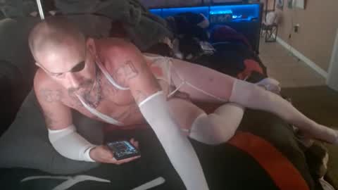 Snapshot of yourtoy480 chatting on May 24, 6:35 pm yourtoy480 online show from May 24, 6:35 pm