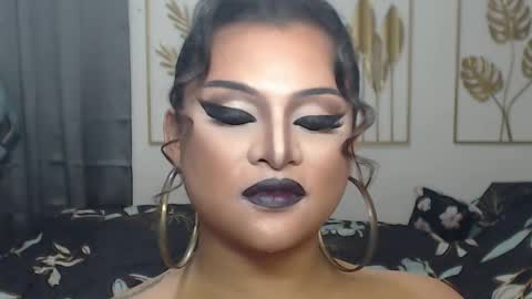 Snapshot of yourtrannyqueenxxx chatting on January 6, 10:56 pm Anastacia Grey online show from January 6, 10:56 pm