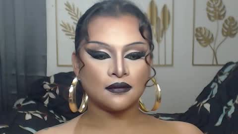 Snapshot of yourtrannyqueenxxx chatting on February 1, 12:20 am Anastacia Grey online show from February 1, 12:20 am
