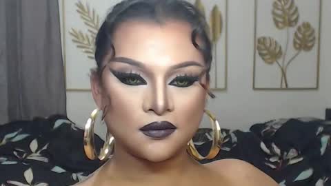 Snapshot of yourtrannyqueenxxx chatting on February 26, 7:24 pm Anastacia Grey online show from February 26, 7:24 pm