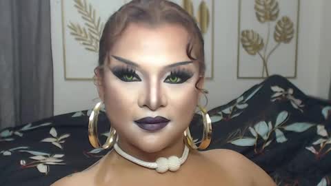 Snapshot of yourtrannyqueenxxx chatting on March 21, 10:13 pm Anastacia Grey online show from March 21, 10:13 pm