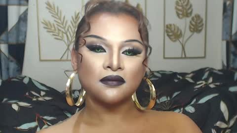 Snapshot of yourtrannyqueenxxx chatting on April 15, 12:17 am Anastacia Grey online show from April 15, 12:17 am