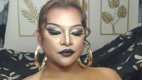 Snapshot of yourtrannyqueenxxx chatting on April 16, 11:51 pm Anastacia Grey online show from April 16, 11:51 pm