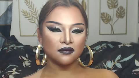Snapshot of yourtrannyqueenxxx chatting on April 25, 11:46 pm Anastacia Grey online show from April 25, 11:46 pm