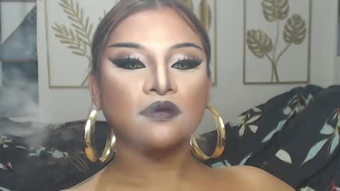 Snapshot of yourtrannyqueenxxx chatting on April 26, 11:35 pm Anastacia Grey online show from April 26, 11:35 pm