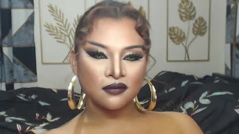 Snapshot of yourtrannyqueenxxx chatting on May 1, 12:04 am Anastacia Grey online show from May 1, 12:04 am