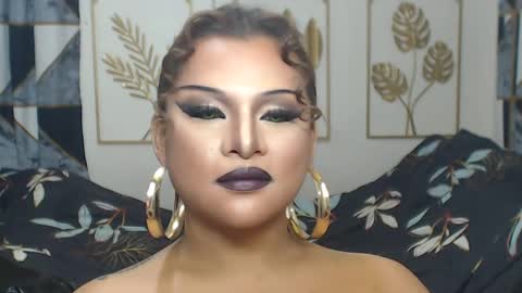 Snapshot of yourtrannyqueenxxx chatting on May 9, 12:16 am Anastacia Grey online show from May 9, 12:16 am