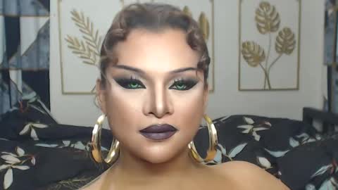 Snapshot of yourtrannyqueenxxx chatting on May 10, 12:49 am Anastacia Grey online show from May 10, 12:49 am