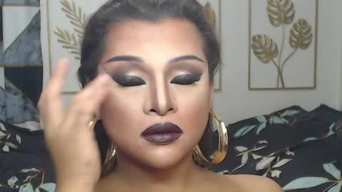 Snapshot of yourtrannyqueenxxx chatting on May 18, 8:42 am Anastacia Grey online show from May 18, 8:42 am