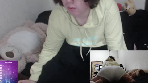 yourtrapuwu online show from January 25, 9:26 am