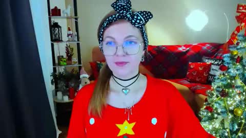 Snapshot of youruniverser chatting on December 15, 9:46 am Alice online show from December 15, 9:46 am