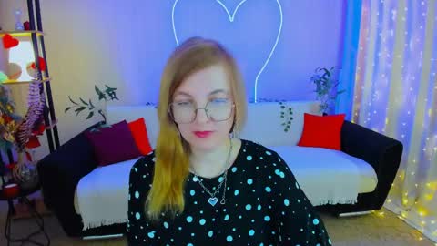 Alice online show from May 6, 9:36 am