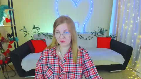 Alice online show from May 17, 9:49 am
