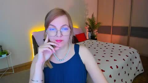 Alice online show from May 20, 5:02 am